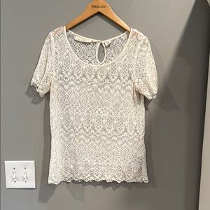 H&M Cream Lace Short Sleeve Blouse Relaxed Fit